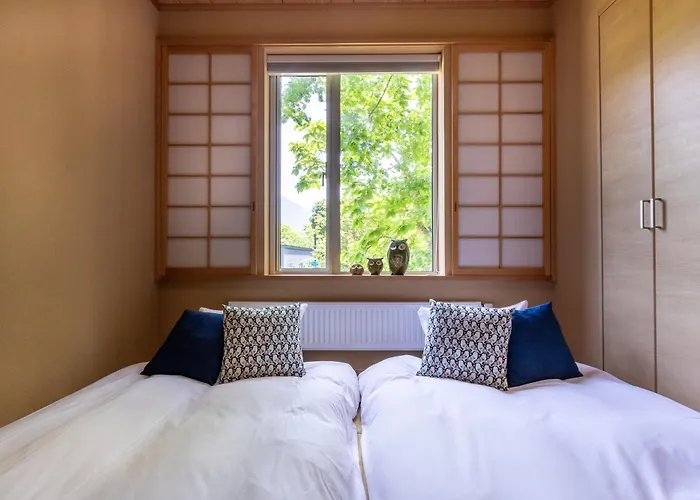 Owl House Niseko